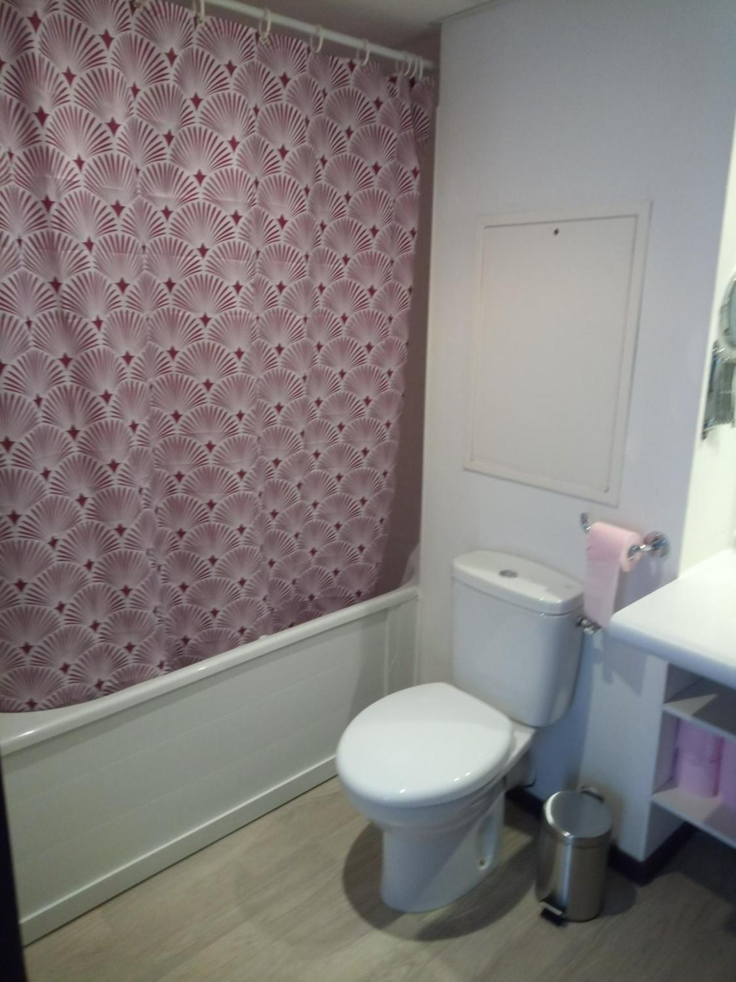 Agreable Studio Familial A Lourdes, Proche Gare Luaran gambar